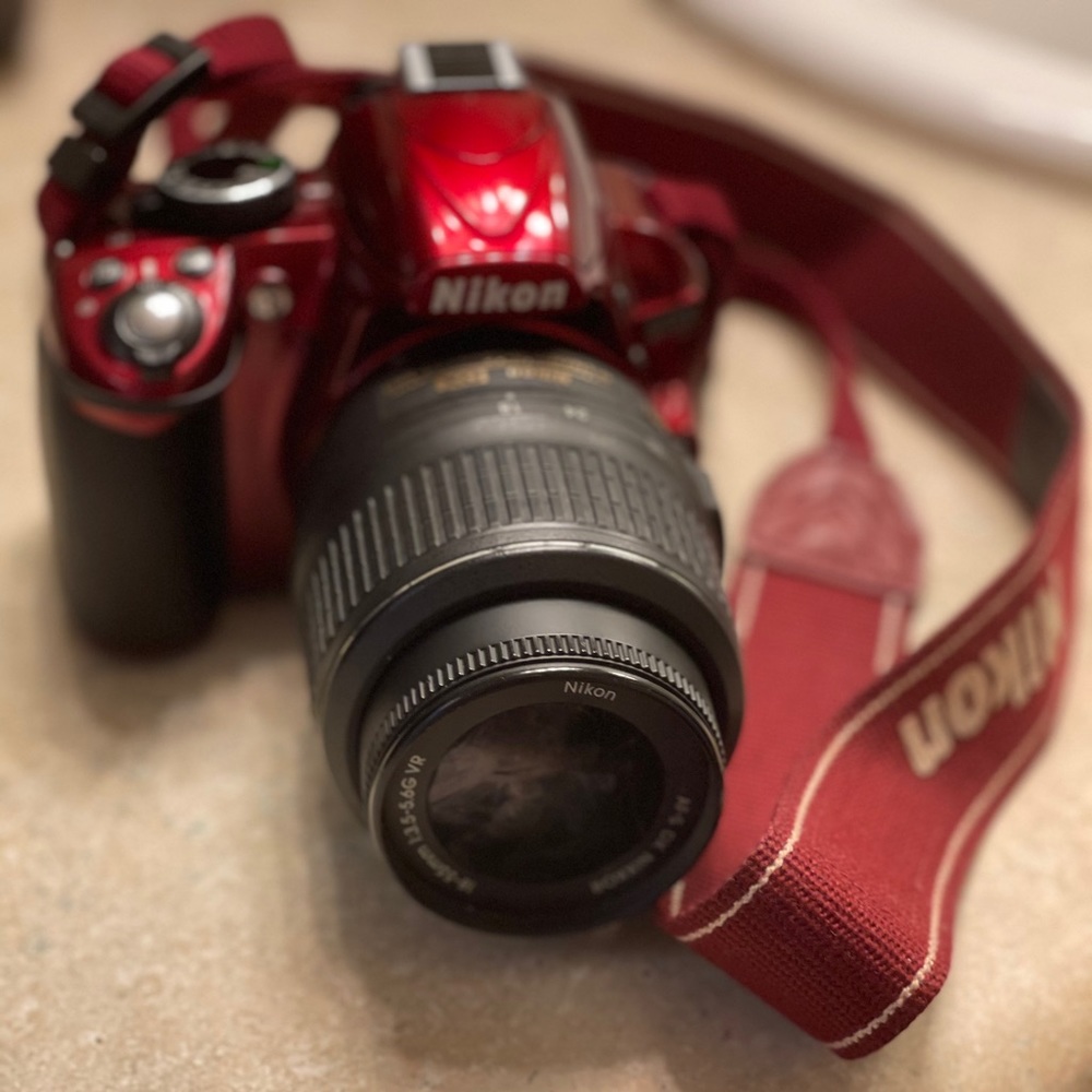 Nikon d3100 digital camera